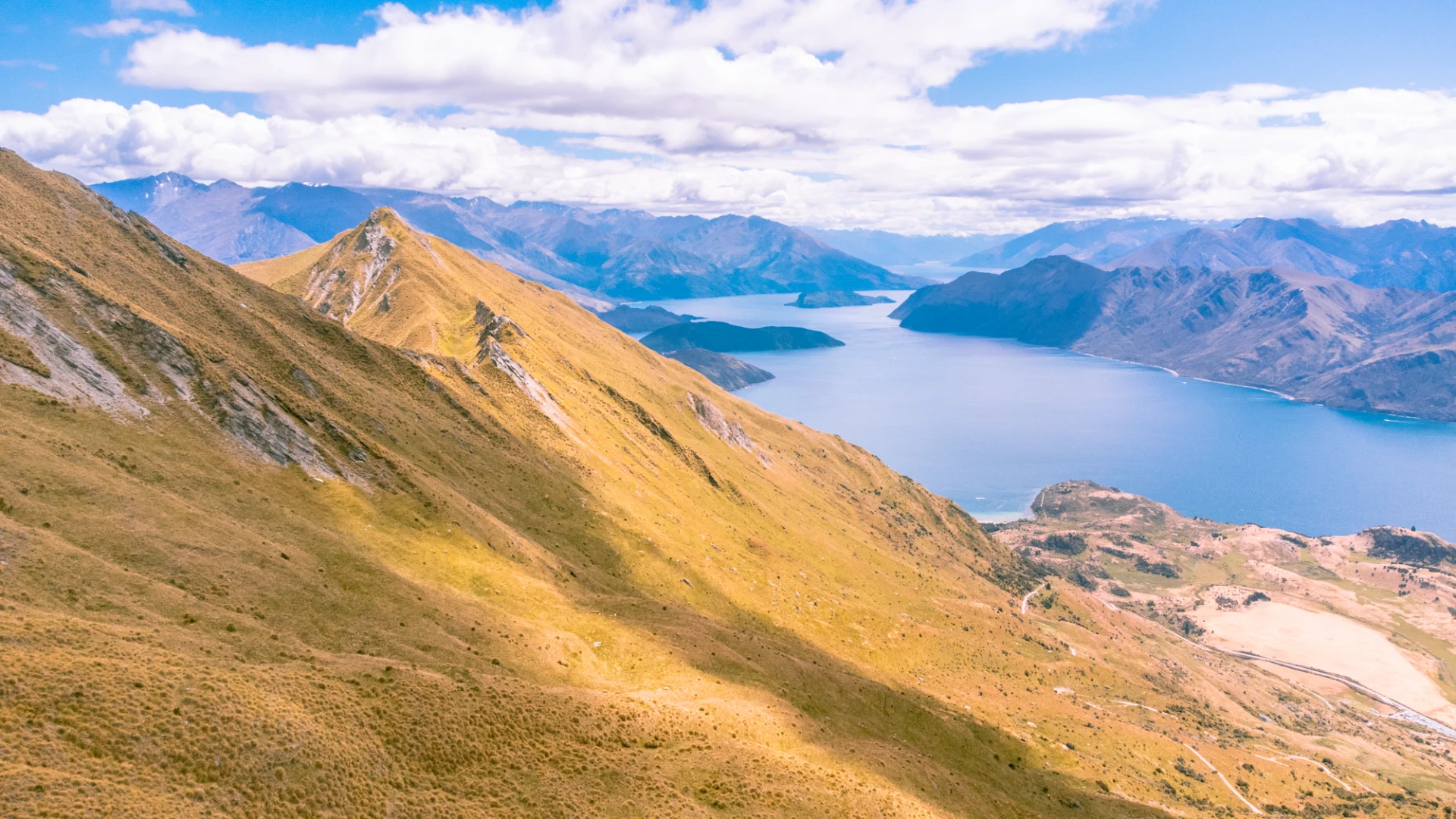 Roys Peak — Wanaka · Mount Cook