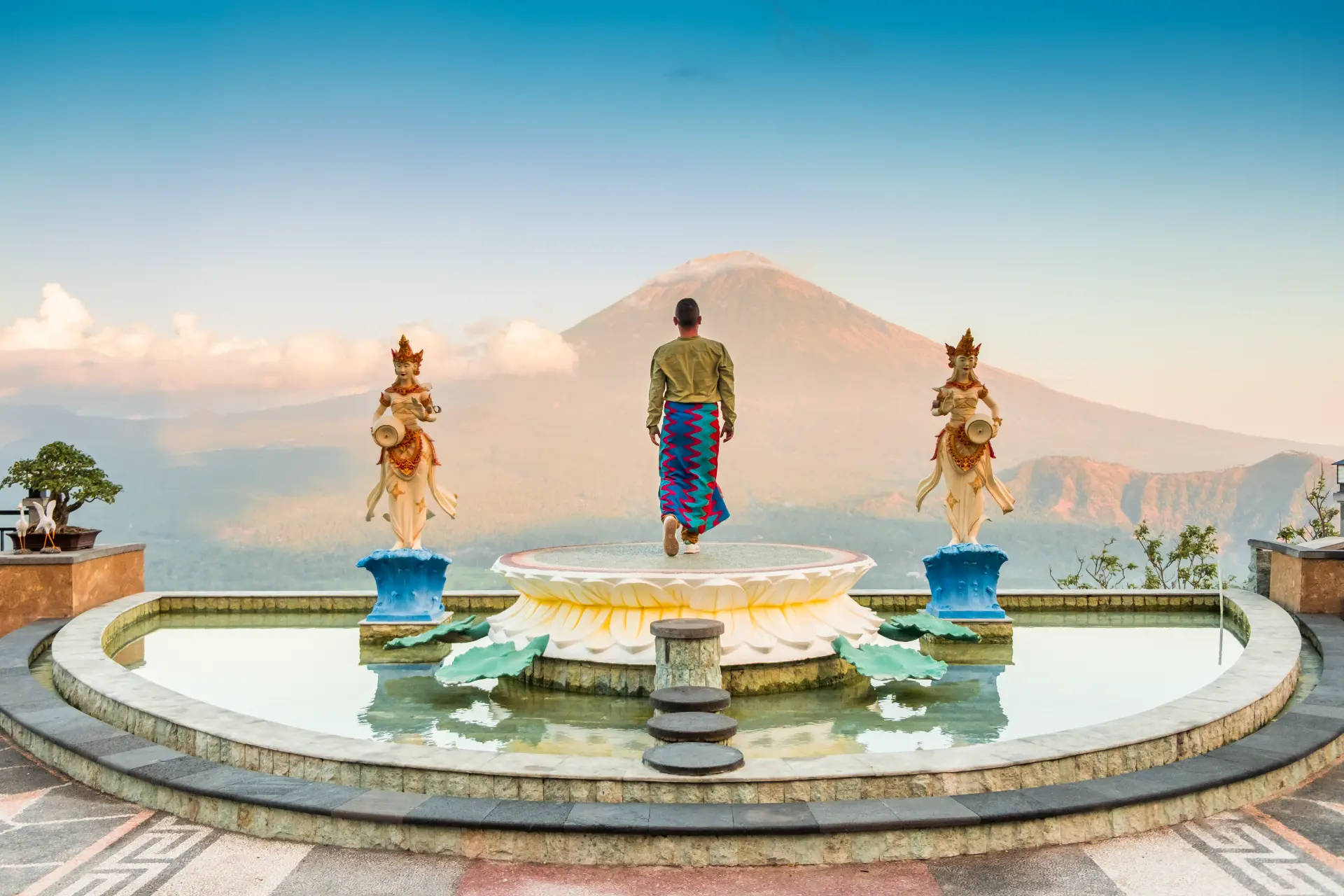Vista sul monte Agung dal tempio di Lempuyang